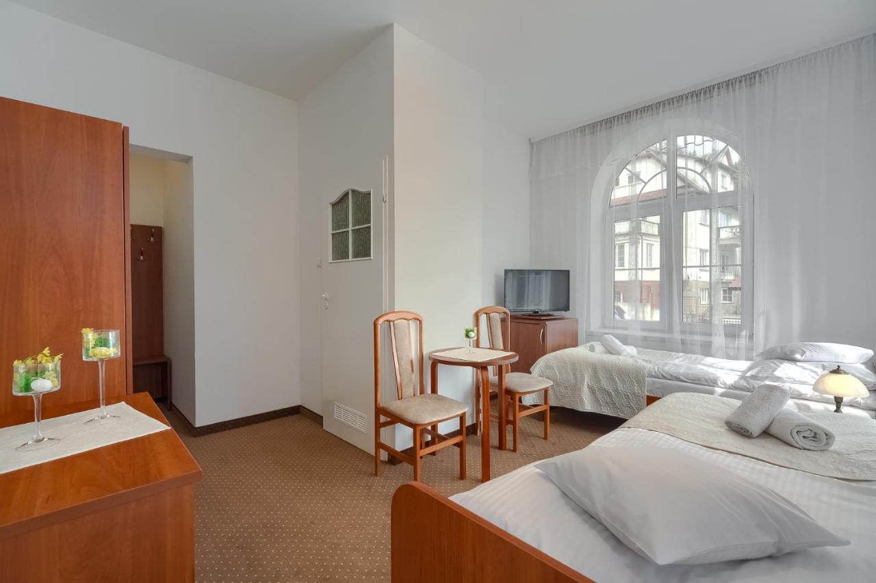 °HOTEL STELLA - SKARBÓWKA KRYNICA-ZDRÓJ (Polska) - Od 299 PLN | BOOKED